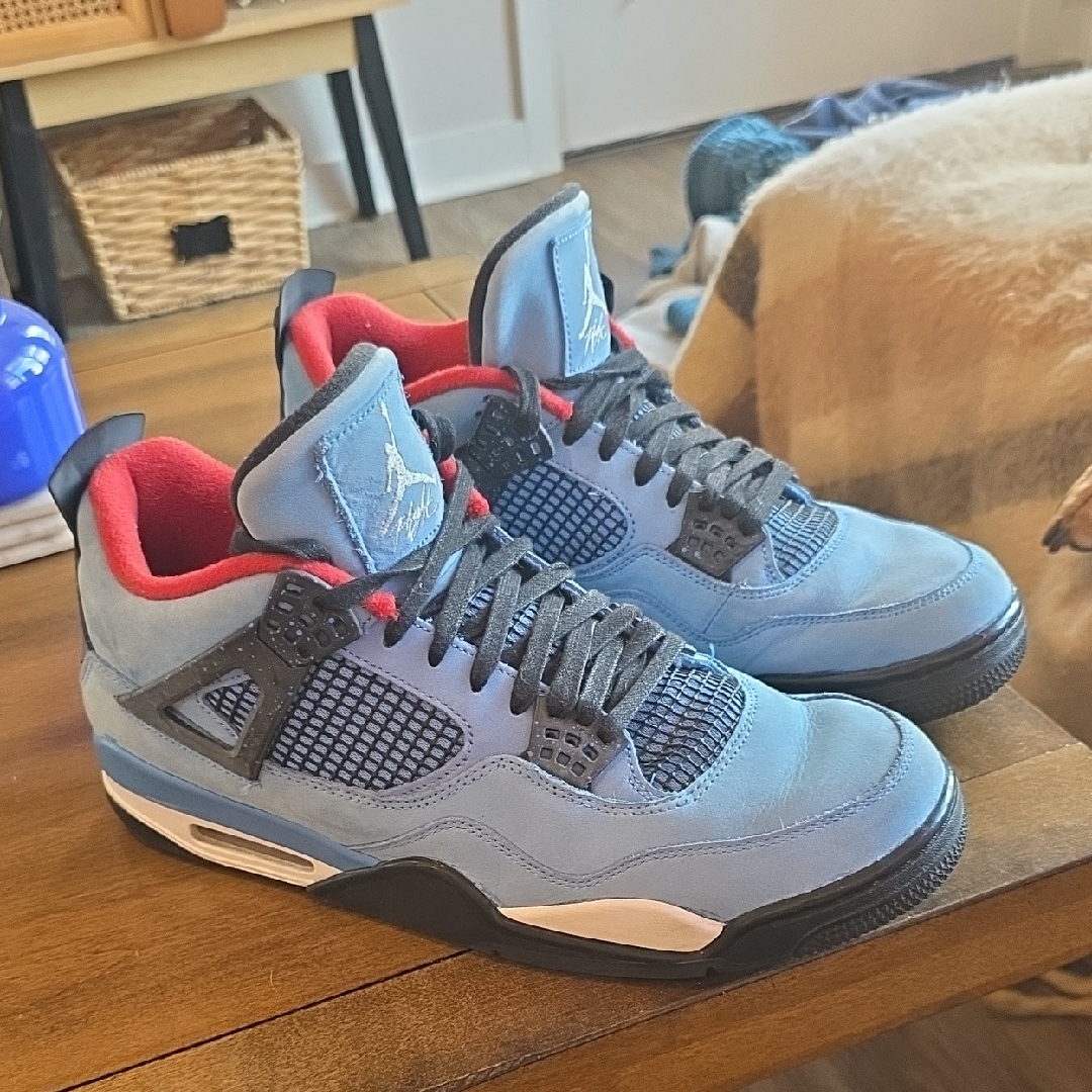 Jordan 4 Retrl